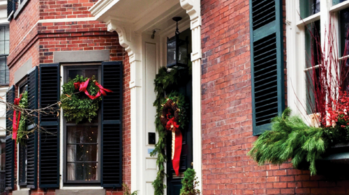 Festively decorated Beacon Hill house exterior.